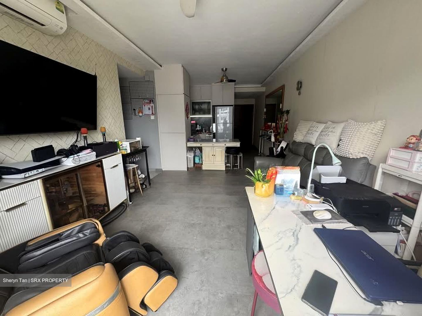 The Esparis (D18), Condominium #563510451